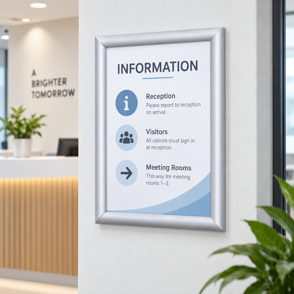 DIN A4 Klapprahmen Aluminium Silber im Empfangsbereich